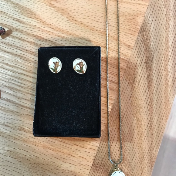 Vintage Cloisonné pierced earring and necklace set - Picture 4 of 5